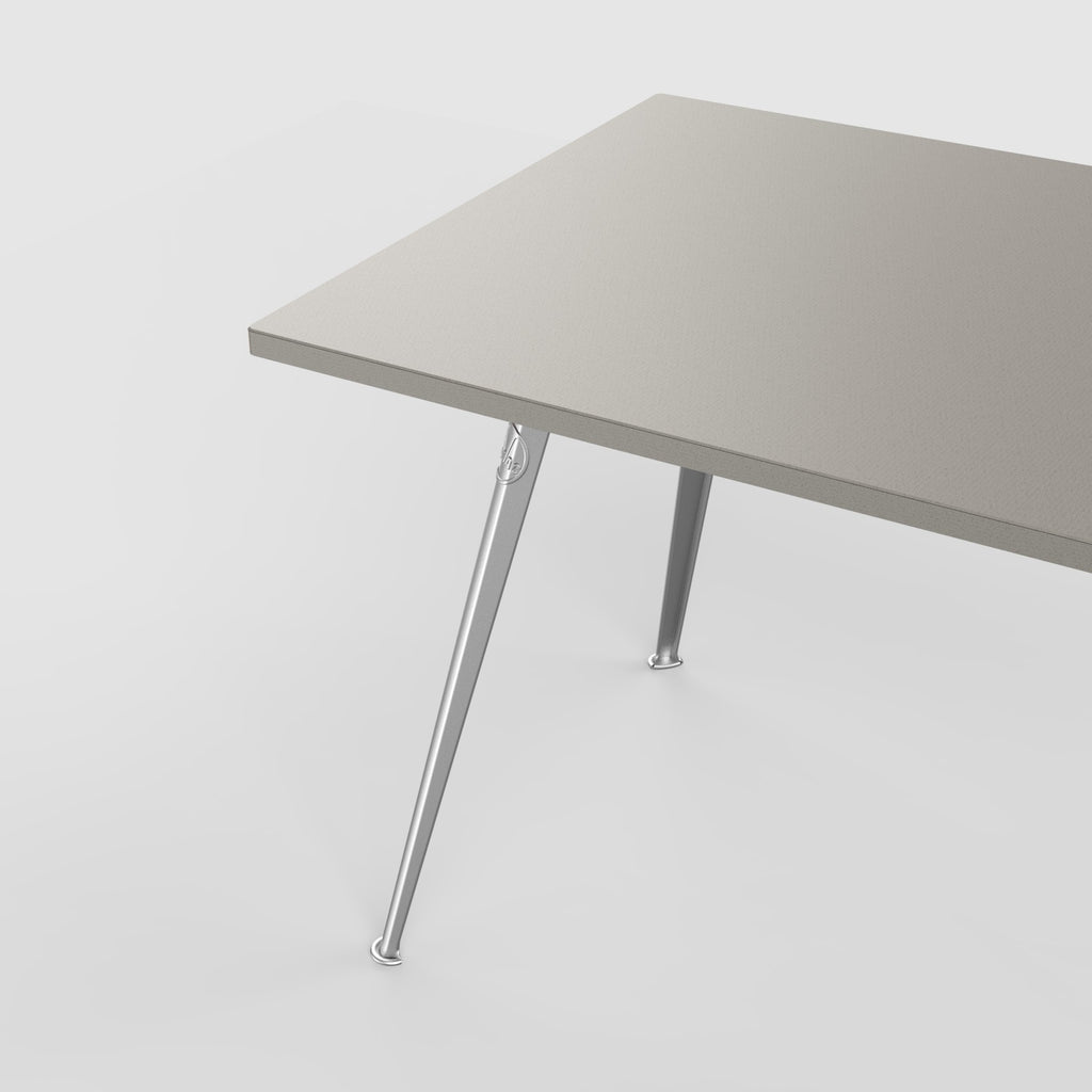 Table – Model T2